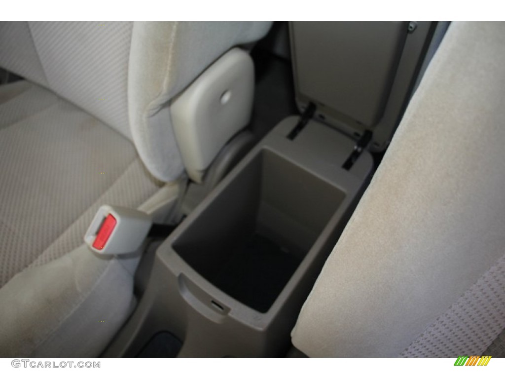 2008 Tucson SE - Platinum Silver / Gray photo #28