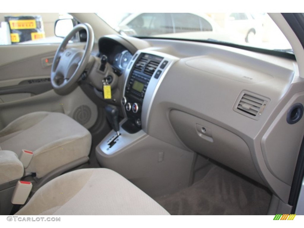 2008 Tucson SE - Platinum Silver / Gray photo #44