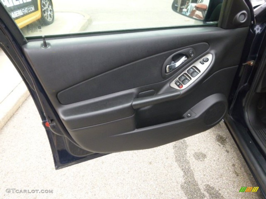 2006 Chevrolet Malibu LT V6 Sedan Ebony Black Door Panel Photo #98370675