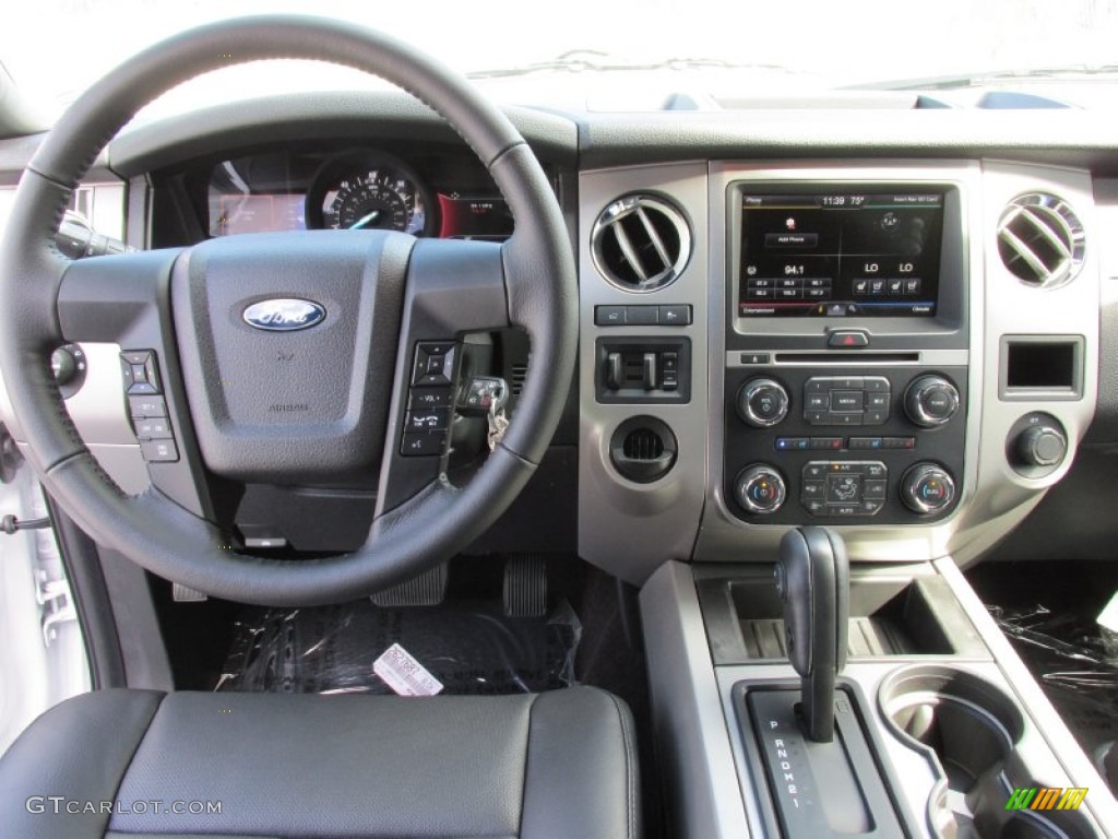 2015 Ford Expedition XLT Dashboard Photos