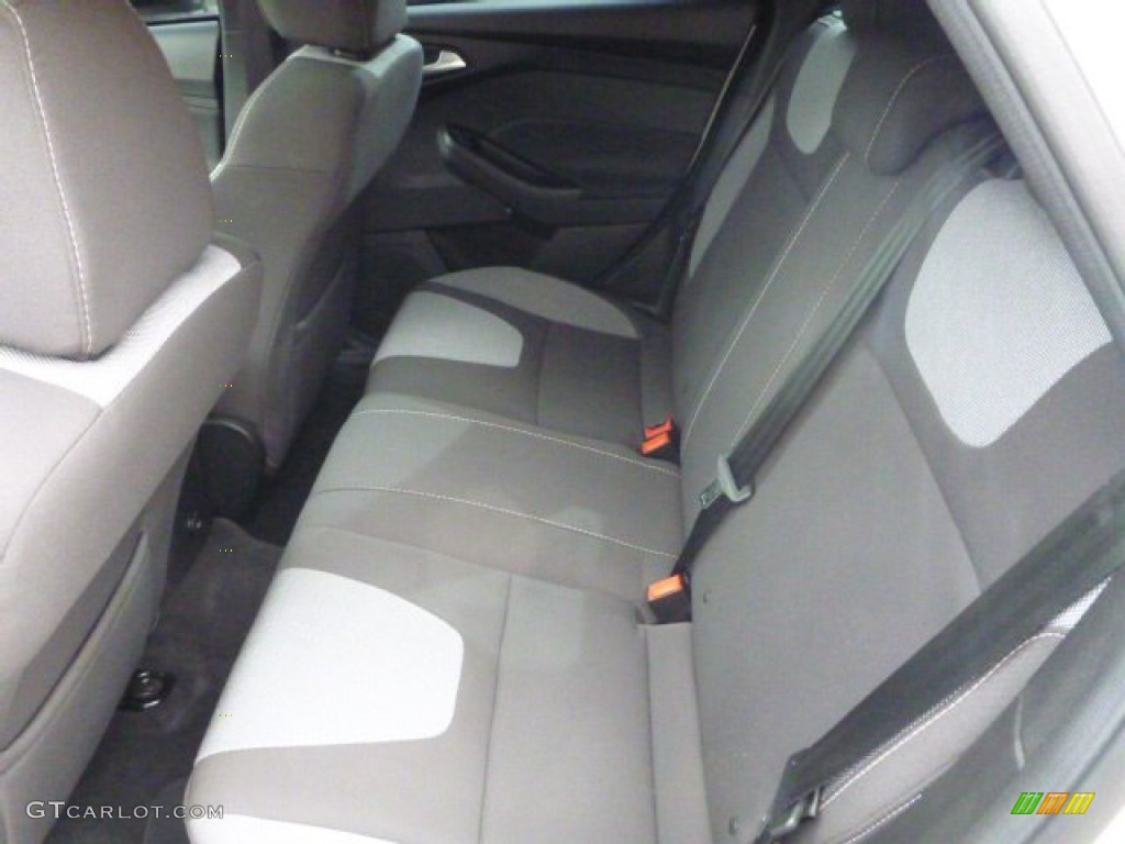 2014 Focus ST Hatchback - Oxford White / ST Charcoal Black photo #14