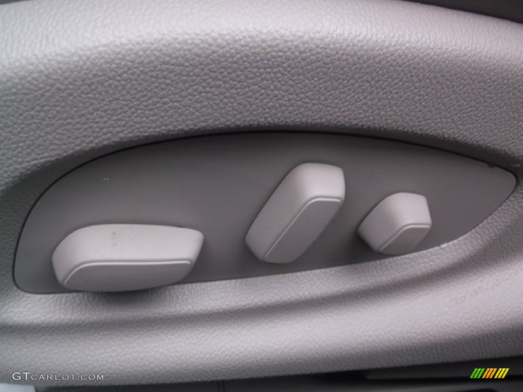 2015 Cadillac CTS 2.0T Luxury AWD Sedan Controls Photo #98389345
