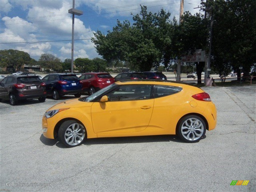 26.2 Yellow 2015 Hyundai Veloster Standard Veloster Model Exterior Photo #98392487