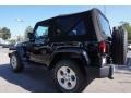 Black - Wrangler Sahara 4x4 Photo No. 2