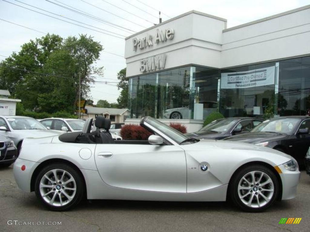 Titanium Silver Metallic BMW Z4