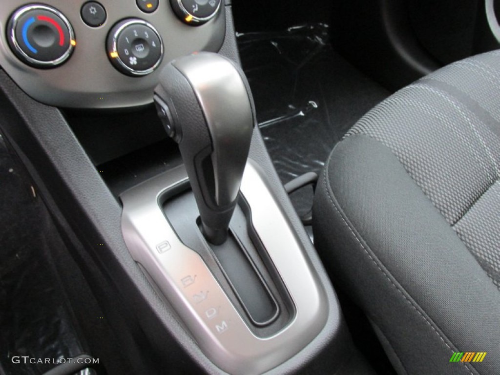 2015 Chevrolet Sonic LT Sedan 6 Speed Automatic Transmission Photo #98401519
