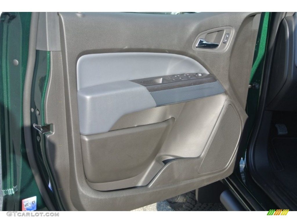 2015 Chevrolet Colorado Z71 Crew Cab 4WD Jet Black Door Panel Photo #98404672