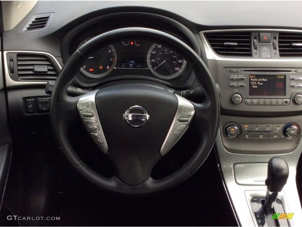 2013 Sentra SR - Aspen White / Marble Gray photo #16