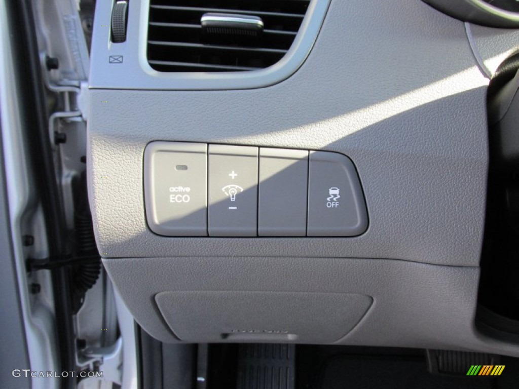 2015 Elantra Limited Sedan - Shimmering Air Silver / Gray photo #33