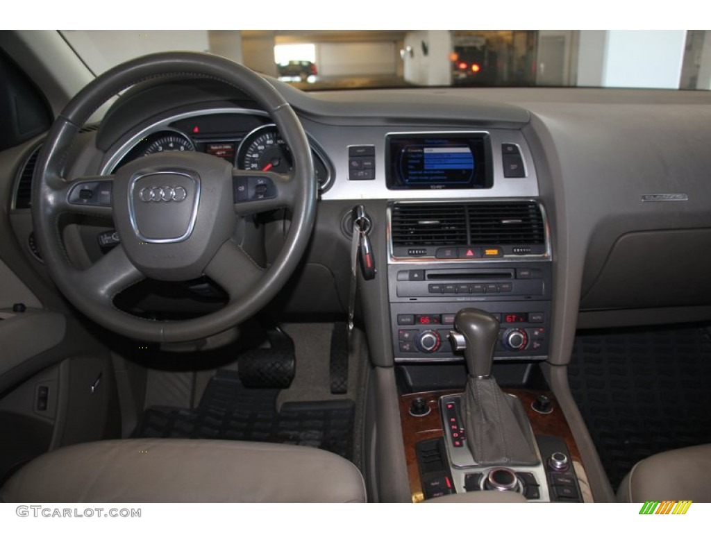 2007 Q7 3.6 Premium quattro - Bahia Beige Metallic / Cardamom Beige photo #30