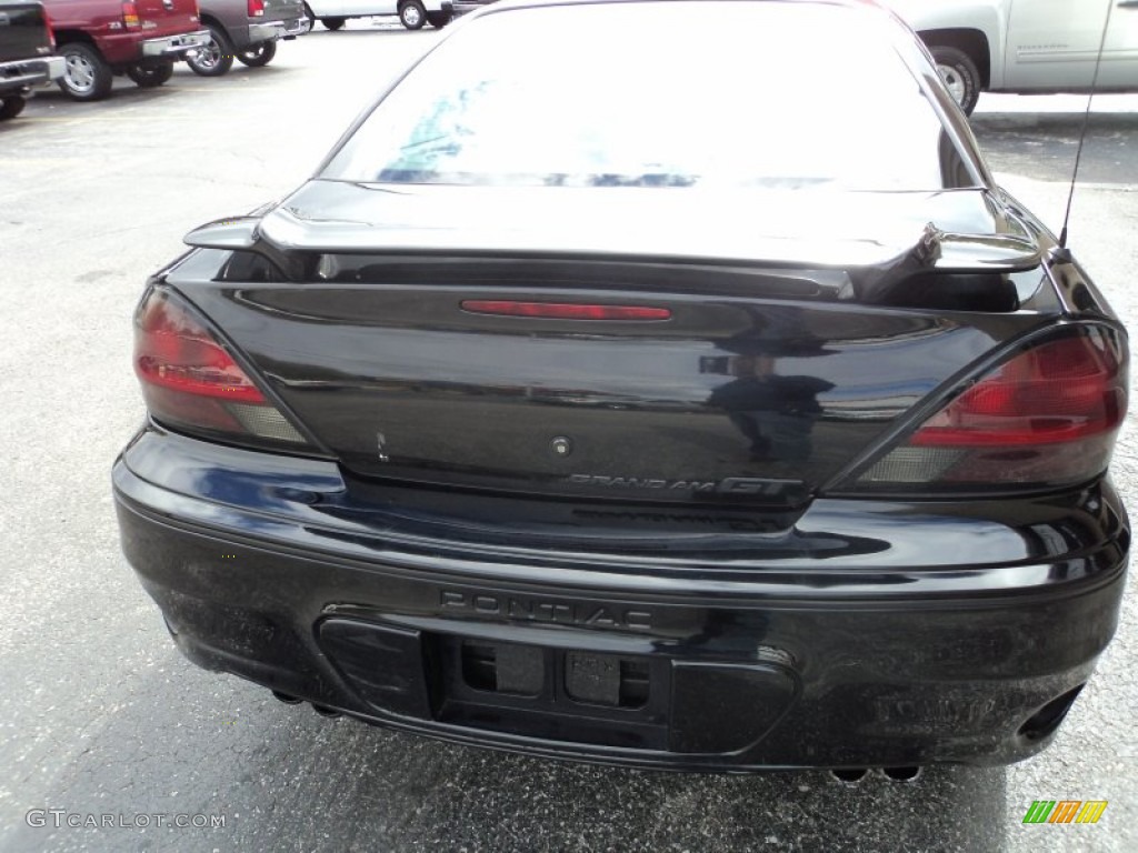 2002 Grand Am GT Sedan - Black / Dark Pewter photo #23