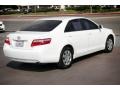 Super White - Camry LE Photo No. 19