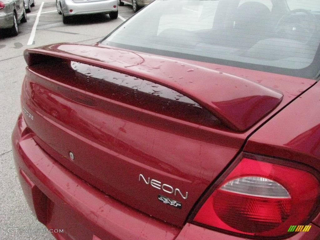 2003 Neon SXT - Blaze Red Crystal Pearl / Dark Slate Gray photo #6