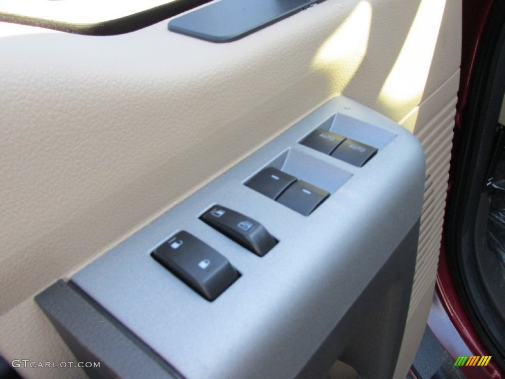 2015 F350 Super Duty XLT Crew Cab 4x4 DRW - Ruby Red / Adobe photo #24