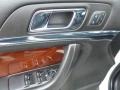 White Platinum - MKS AWD Photo No. 17