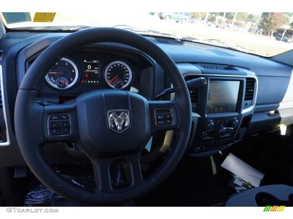 2015 Ram 3500 Big Horn Crew Cab 4x4 Dual Rear Wheel Black/Diesel Gray Dashboard Photo #98436935