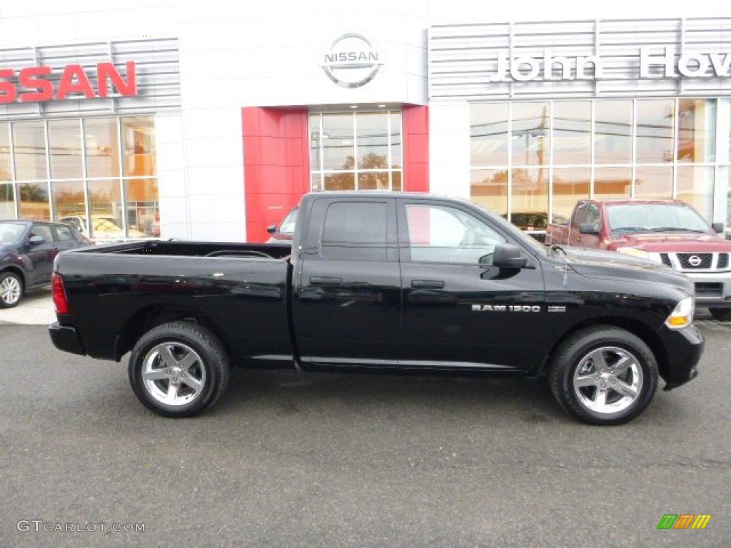 2012 Ram 1500 ST Quad Cab 4x4 - Black / Dark Slate Gray/Medium Graystone photo #2