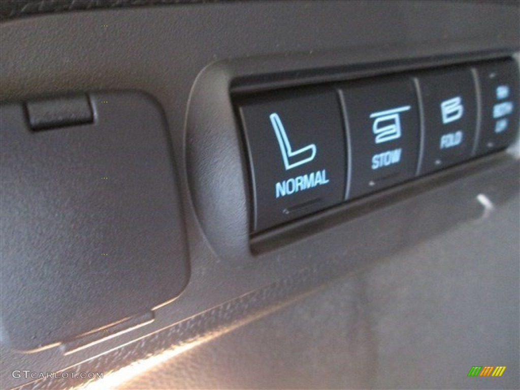 2015 Explorer Sport 4WD - Ingot Silver / Sport Charcoal Black photo #16