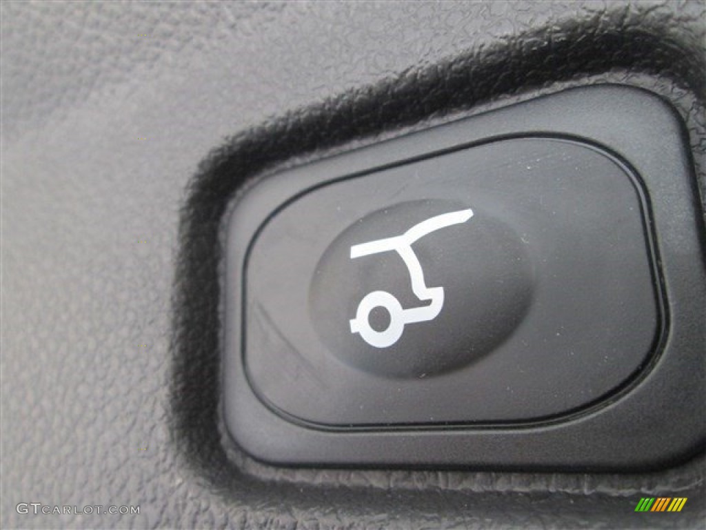 2015 Explorer Sport 4WD - Ingot Silver / Sport Charcoal Black photo #18