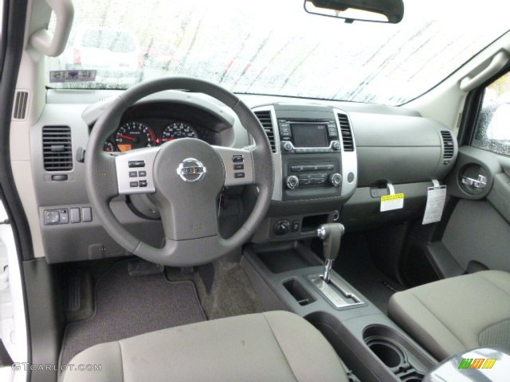Gray Interior 2015 Nissan Xterra S 4x4 Photo #98440352