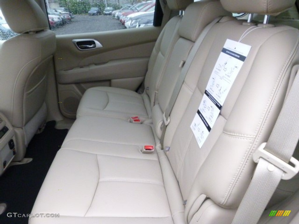 2015 Nissan Pathfinder SL 4x4 Rear Seat Photo #98441237