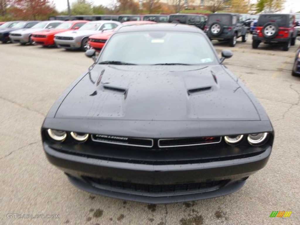 2015 Challenger R/T - Phantom Black Tri-Coat Pearl / Black photo #3