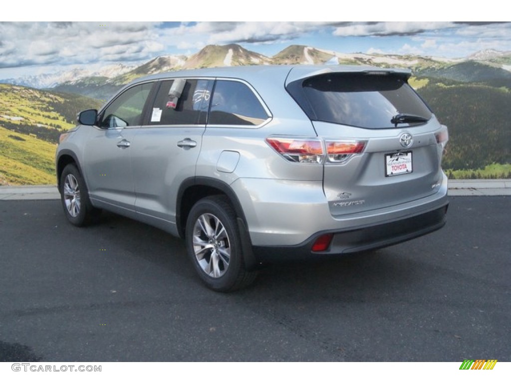 2015 Highlander LE AWD - Silver Sky Metallic / Black photo #3