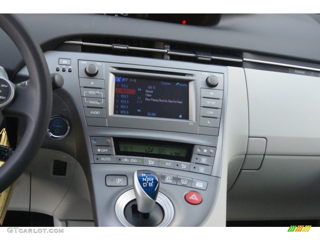 2015 Toyota Prius Two Hybrid Controls Photo #98448887