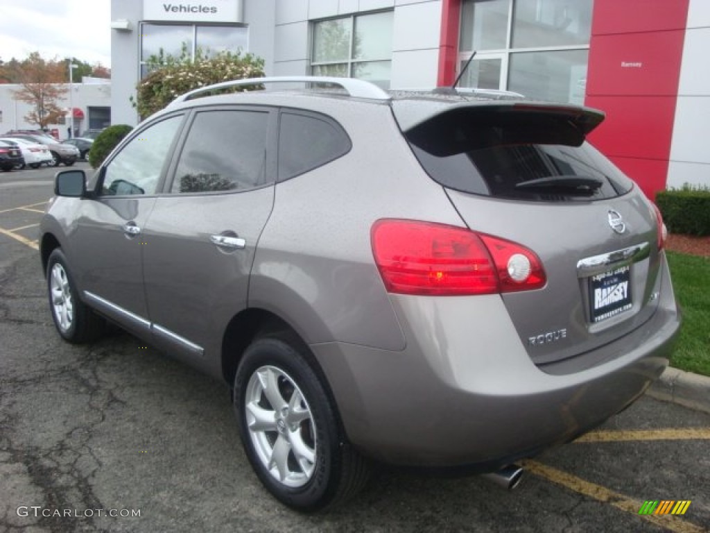 2011 Rogue SV AWD - Gotham Gray Metallic / Black photo #7