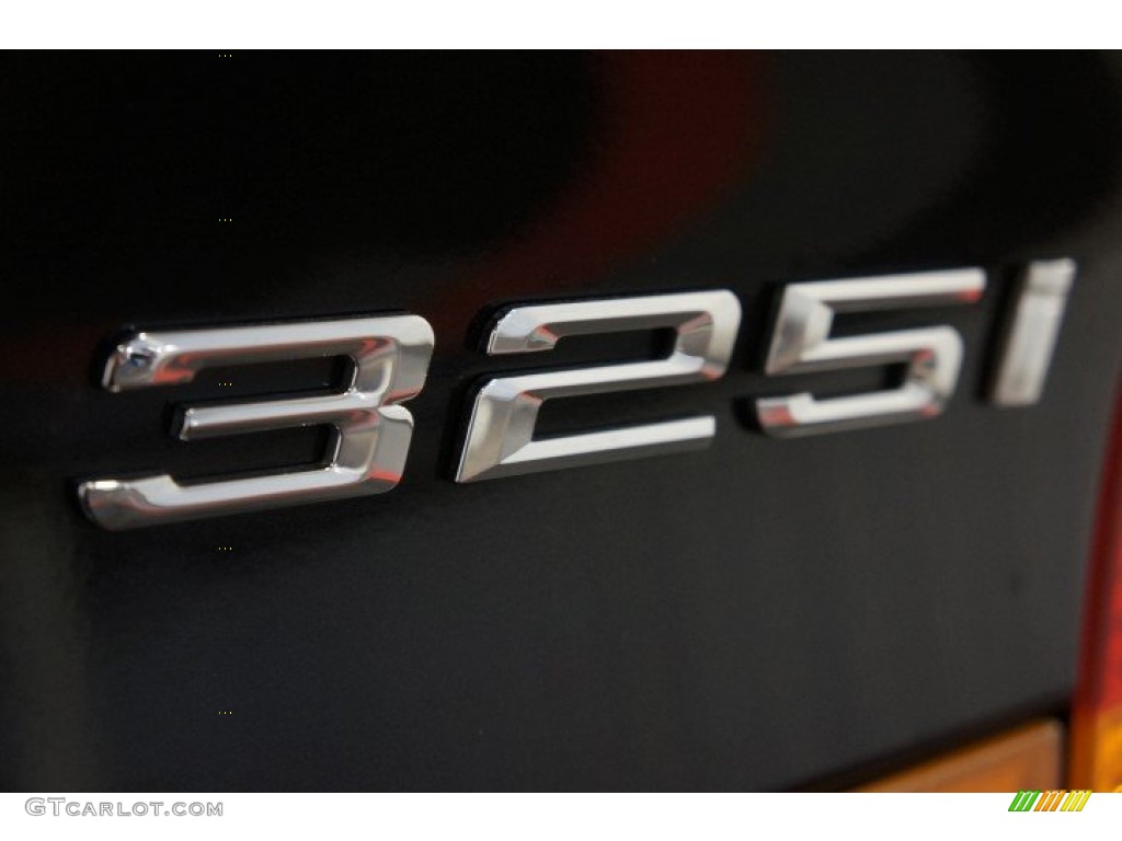 2002 3 Series 325i Sedan - Orient Blue Metallic / Black photo #66