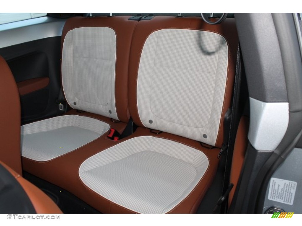 2015 Volkswagen Beetle 1.8T Rear Seat Photo #98456093