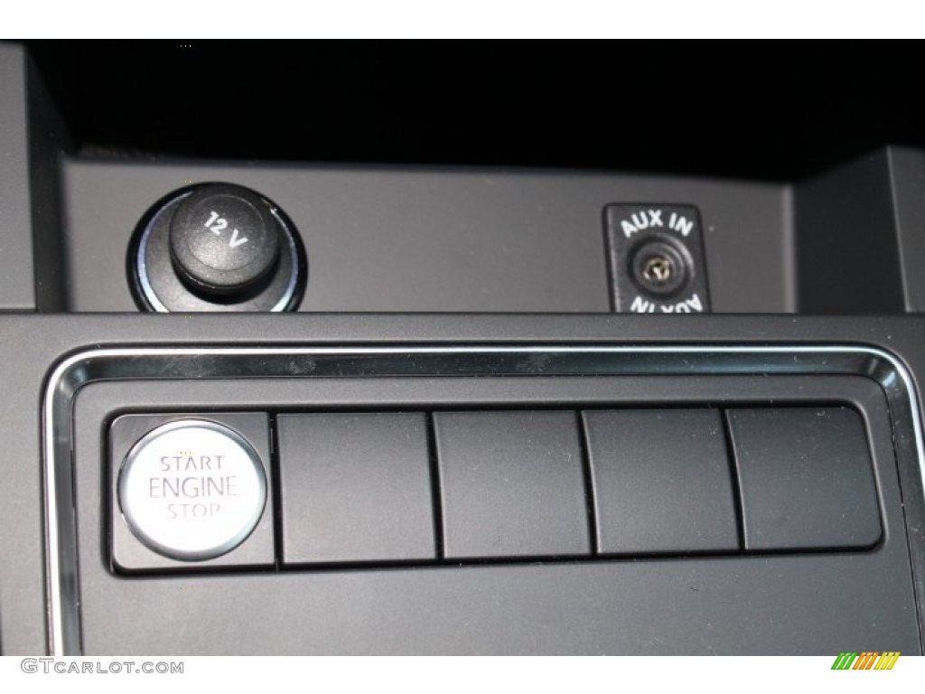 2015 Jetta S Sedan - Platinum Gray Metallic / Titan Black photo #24