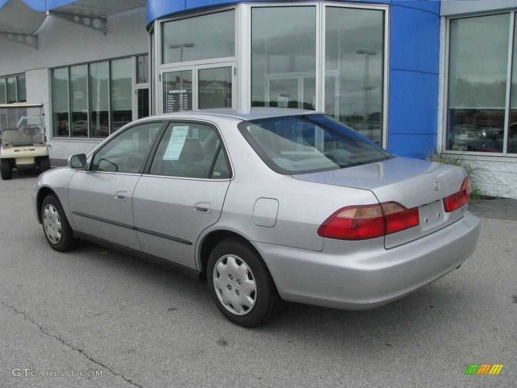 1999 Accord LX Sedan - Satin Silver Metallic / Gray photo #4