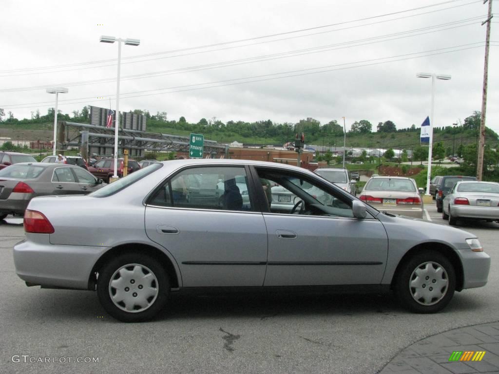 1999 Accord LX Sedan - Satin Silver Metallic / Gray photo #8