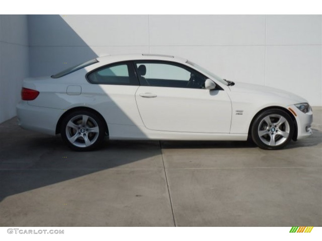 2011 3 Series 328i xDrive Coupe - Alpine White / Coral Red/Black Dakota Leather photo #2
