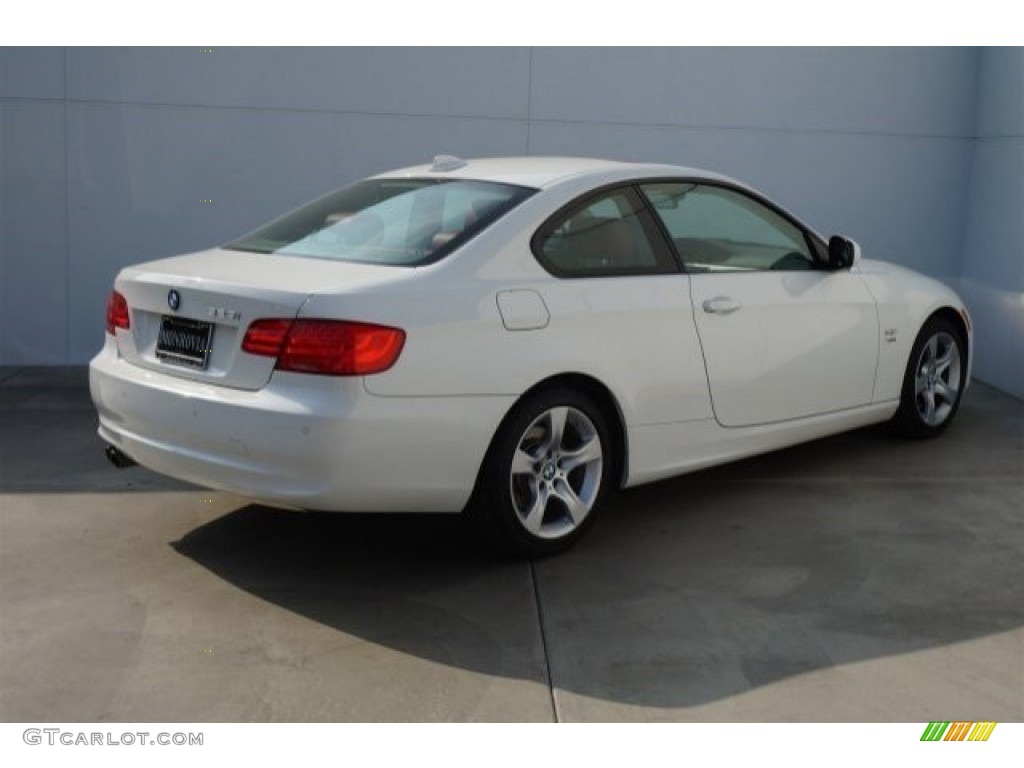 2011 3 Series 328i xDrive Coupe - Alpine White / Coral Red/Black Dakota Leather photo #4