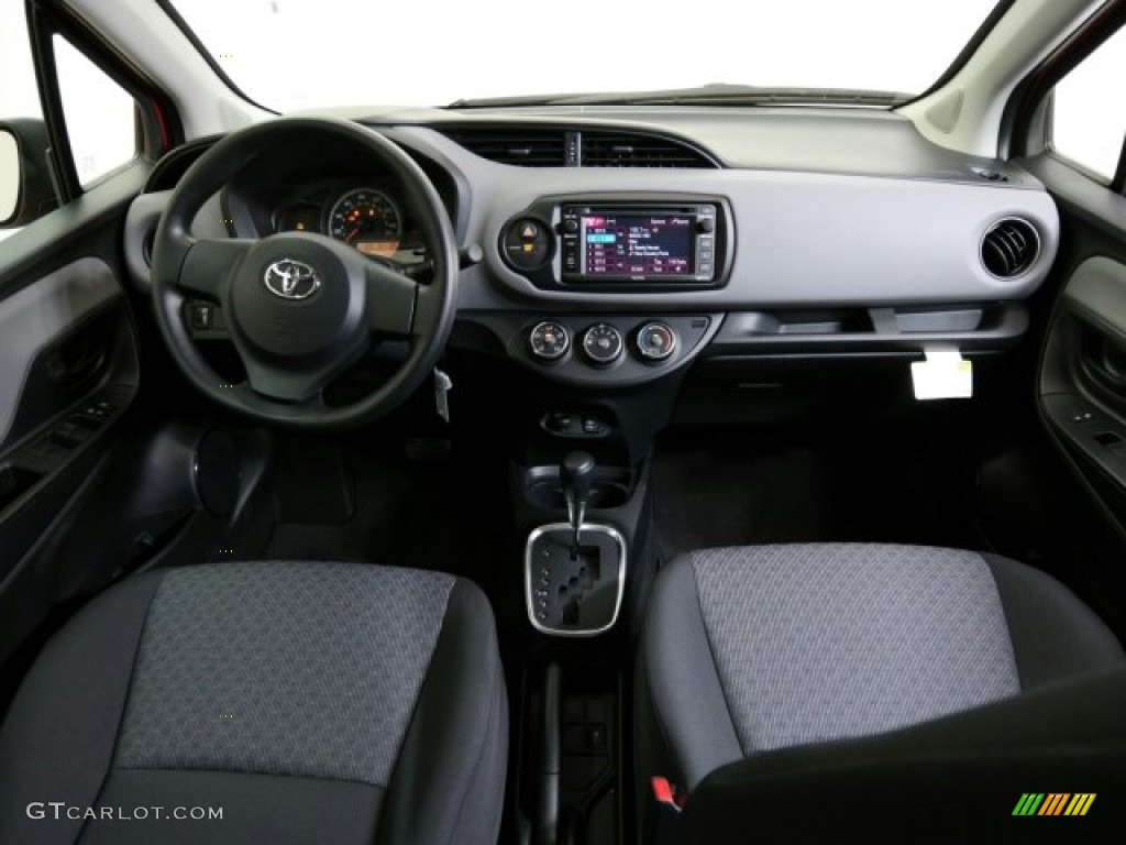 2015 Toyota Yaris 5-Door L Dashboard Photos