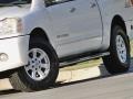 White - Titan LE Crew Cab 4x4 Photo No. 27