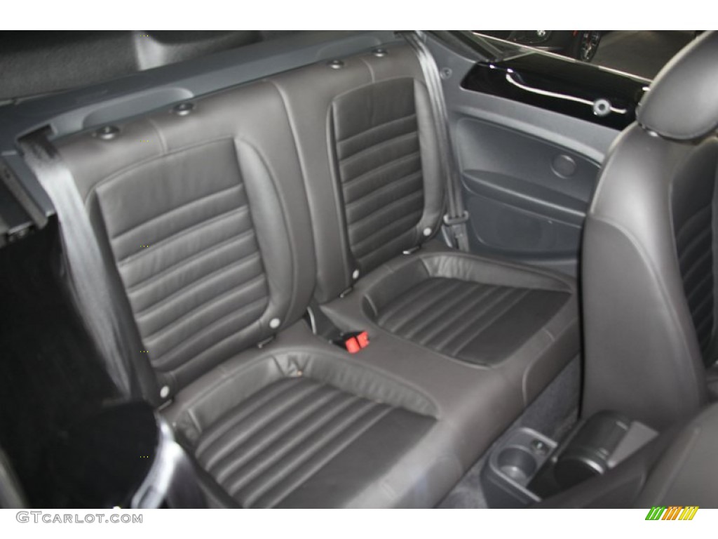 2014 Volkswagen Beetle R-Line Convertible Rear Seat Photos