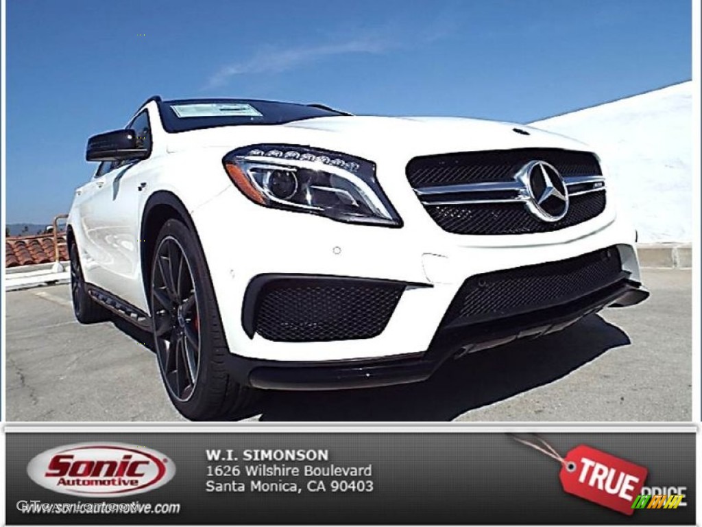 2015 GLA 45 AMG 4Matic - Cirrus White / Black photo #1