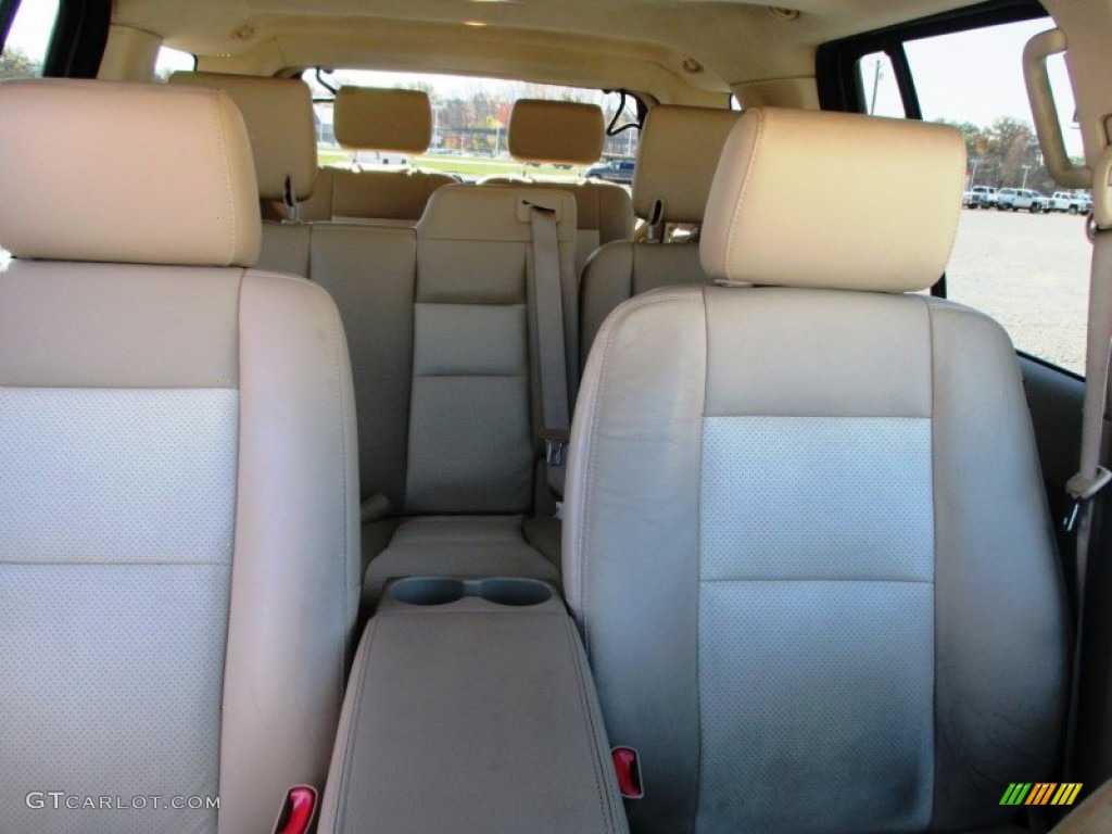 2007 Mountaineer Premier AWD - Silver Birch Metallic / Camel photo #33