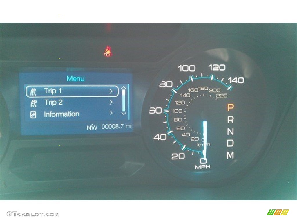 2015 Explorer FWD - Tuxedo Black / Medium Light Stone photo #28