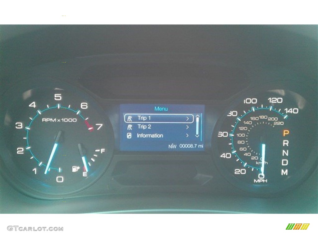 2015 Explorer FWD - Tuxedo Black / Medium Light Stone photo #29