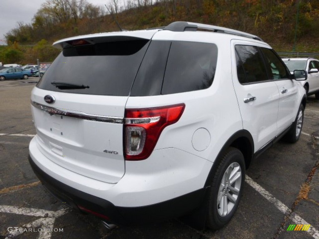 2015 Explorer XLT 4WD - Oxford White / Charcoal Black photo #2
