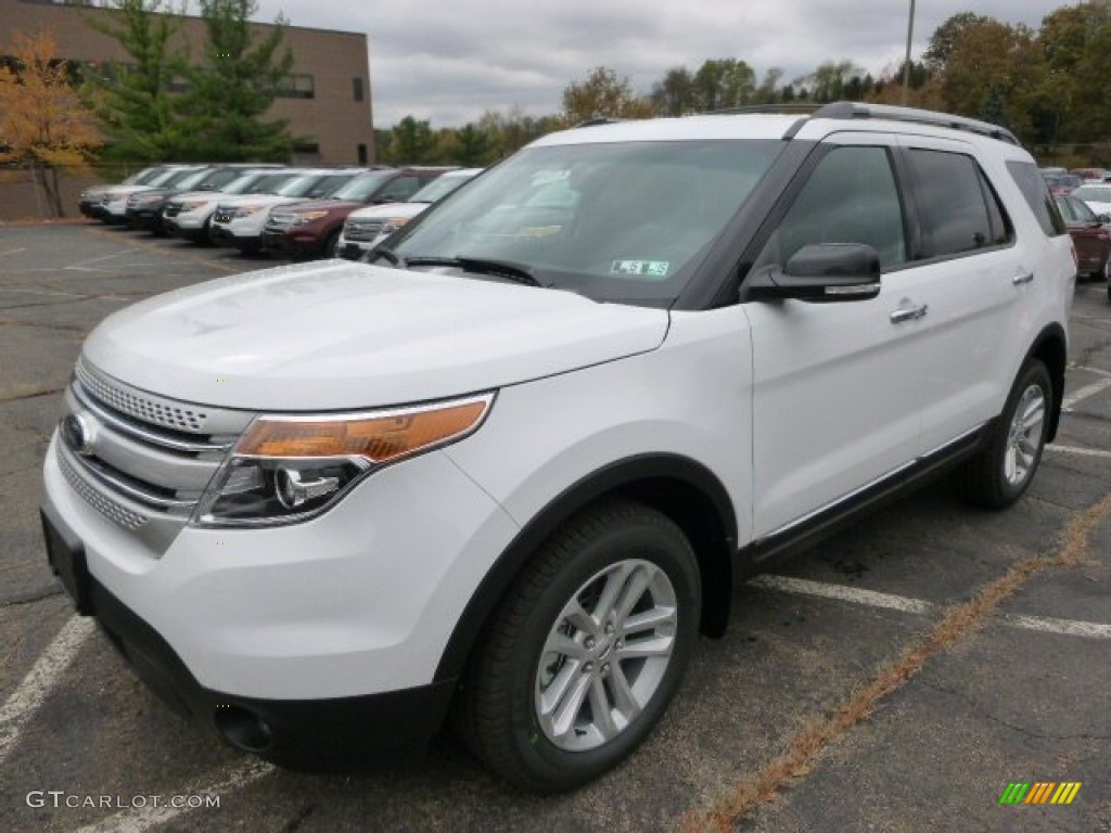 2015 Explorer XLT 4WD - Oxford White / Charcoal Black photo #4