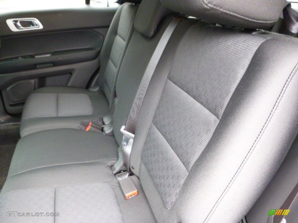 2015 Explorer XLT 4WD - Oxford White / Charcoal Black photo #8