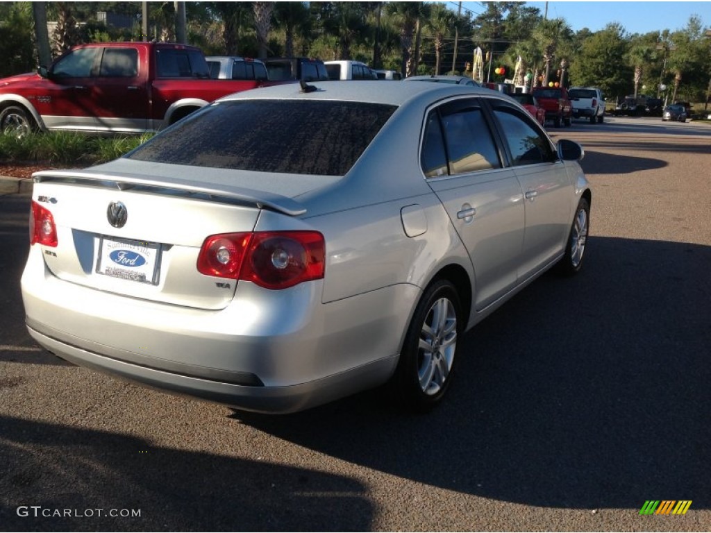 2006 Jetta TDI Sedan - Reflex Silver Metallic / Grey photo #3