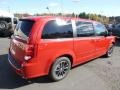 Redline 2 Coat Pearl - Grand Caravan SE Photo No. 6