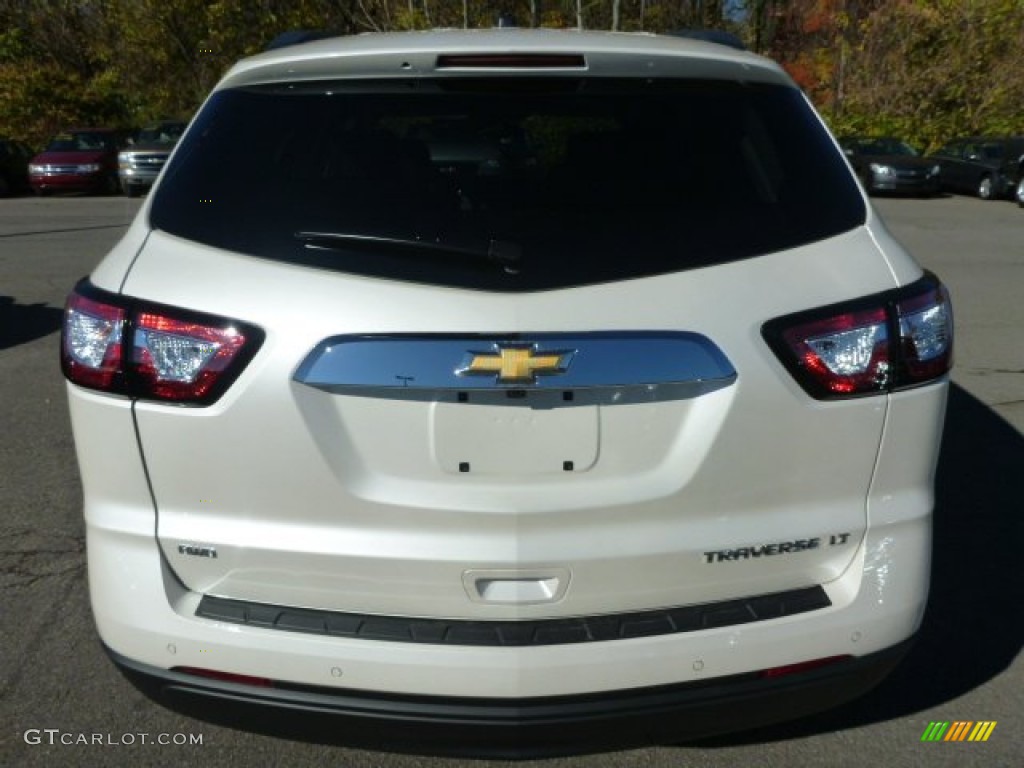 2015 Traverse LT AWD - White Diamond Tricoat / Ebony photo #4