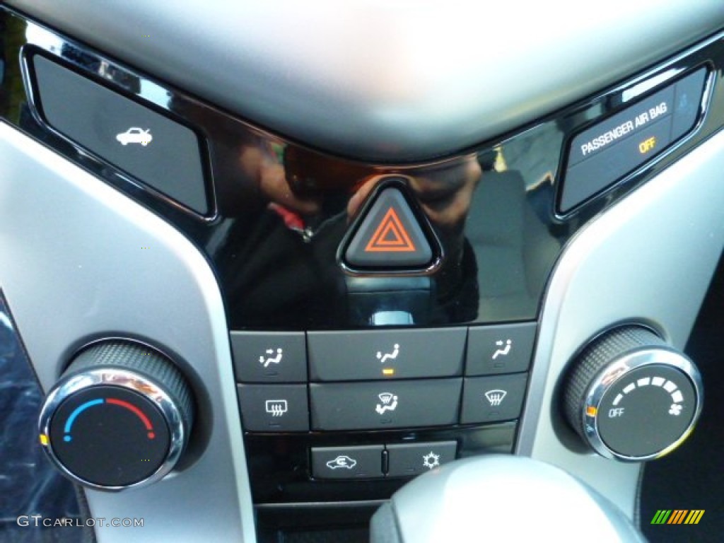 2015 Cruze LT - Autumn Bronze Metallic / Jet Black/Medium Titanium photo #19